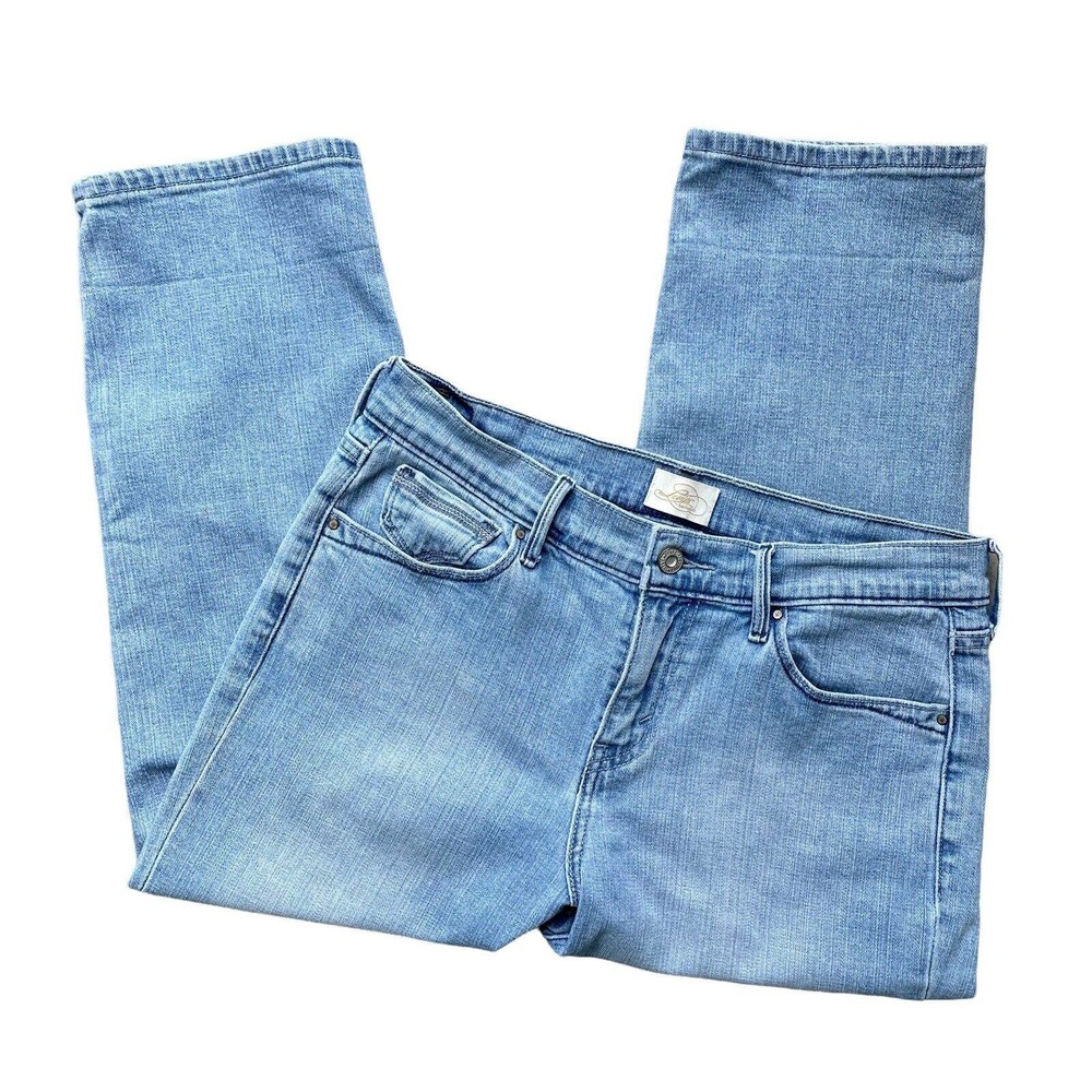 Levi's 515 Mid Rise Straight Leg Capri Jeans Light Wash Size 6